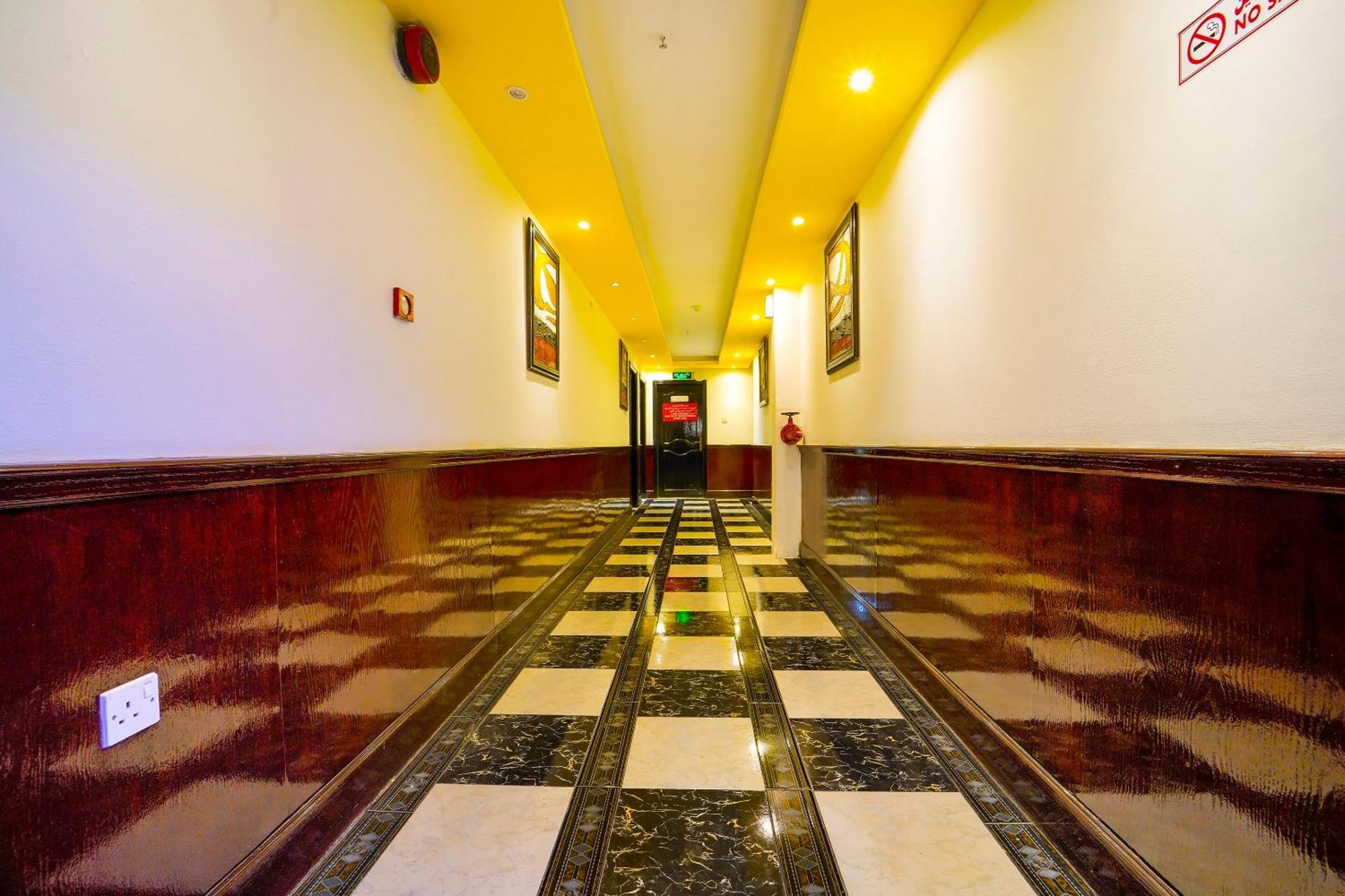 Oyo 124 Al Salam Palace Hotel Manama Exteriör bild